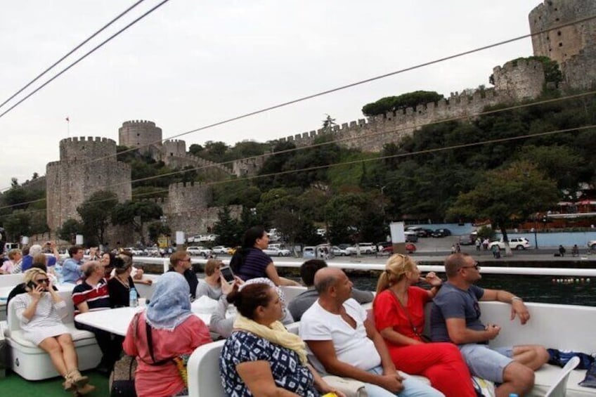 Istanbul City Tour, Bosphorus Cruise and Cable Car in Small-Group