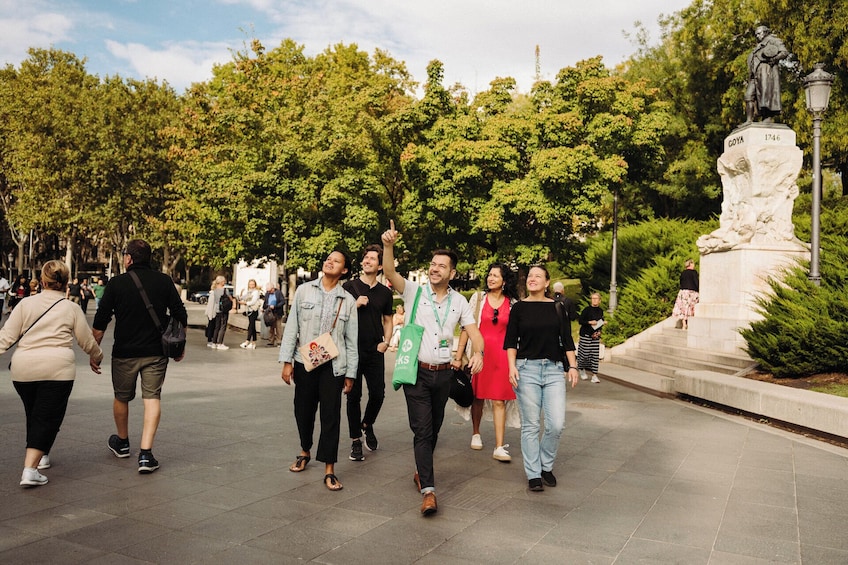 Madrid in a Day, including Skip-the-Line to Royal Palace & Prado Museum