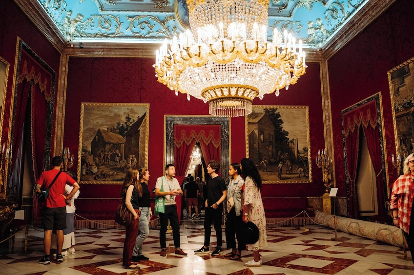 Madrid in a Day, including Skip-the-Line to Royal Palace & Prado Museum 