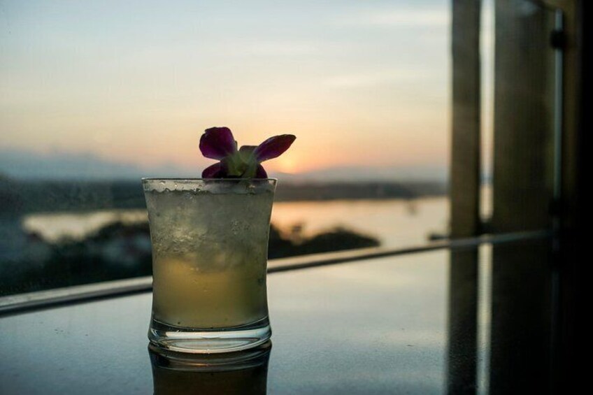 Secret Cocktail Experience