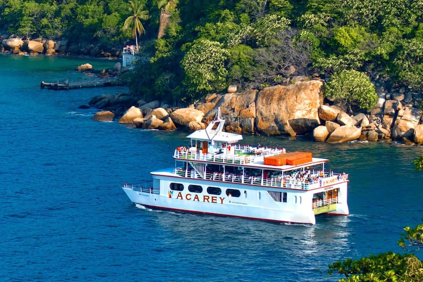 Boat in Acapulco