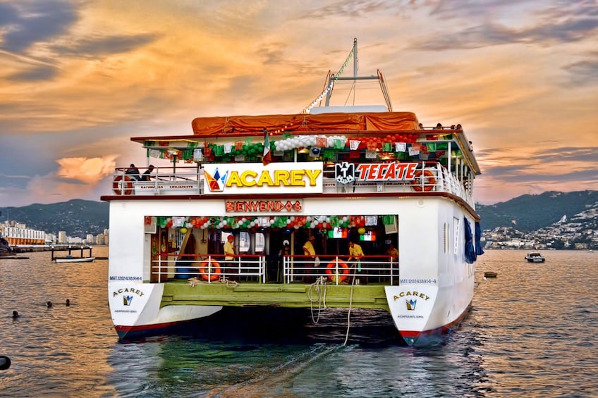 Boat at sunset in Acapulco