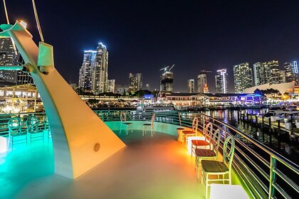 Boat Party à Miami avec Open Bar gratuit et DJ live