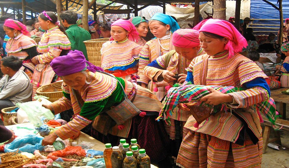 Shoppers at the Coc Ly Tuesday Market
