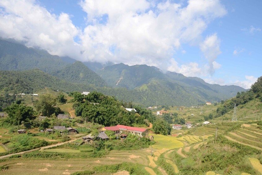 Picture 11 for Activity From Hanoi: Two-Day Sapa Tour with Fansipan Peak Visit