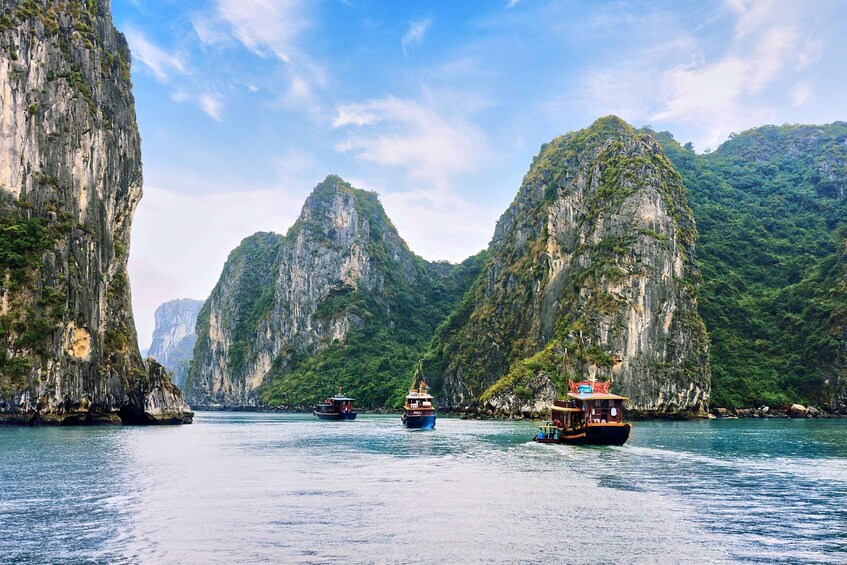 Picture 6 for Activity From Hanoi: Halong Bay Luxury Full-Day Trip by Boat