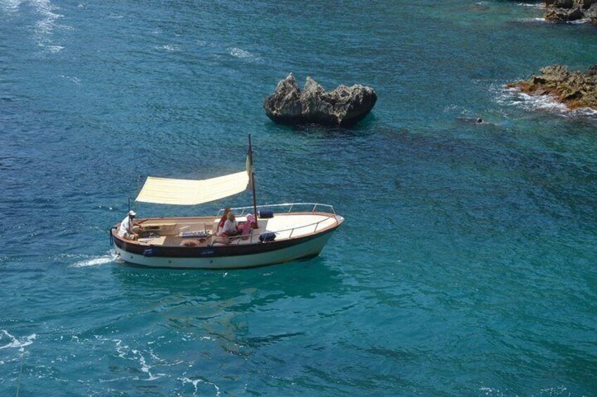 4 Hour Boat Tour To Discover Capri