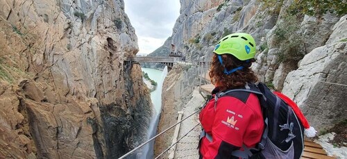 Desde Málaga en autobús: visita guiada por el Caminito del Rey y bebida