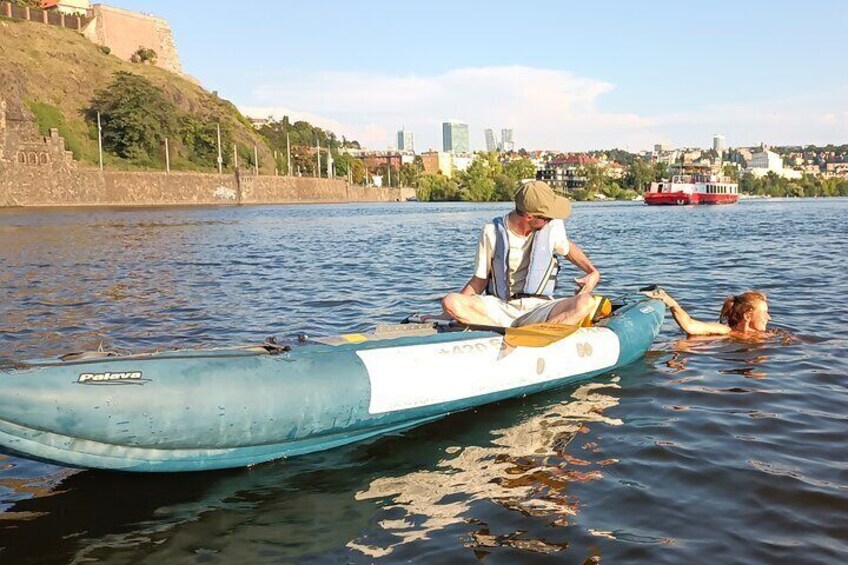 3 Hour Canoe Tour in Prague Centre