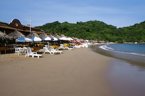 Enjoy the Island