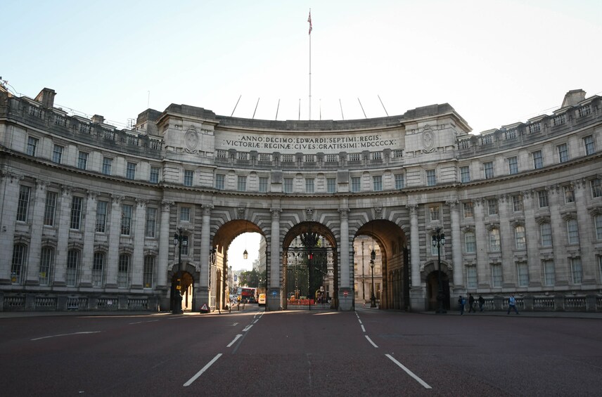 See 30+ London Sights. Private Tour. Fun Local Guide