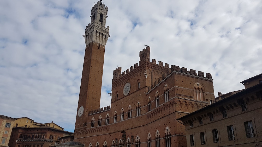 Small Group Tuscany wine tour, Siena and S. Gimignano