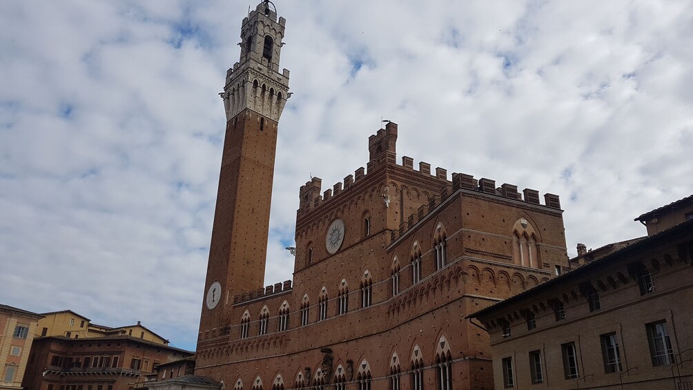 Small Group Tuscany wine tour, Siena and S. Gimignano