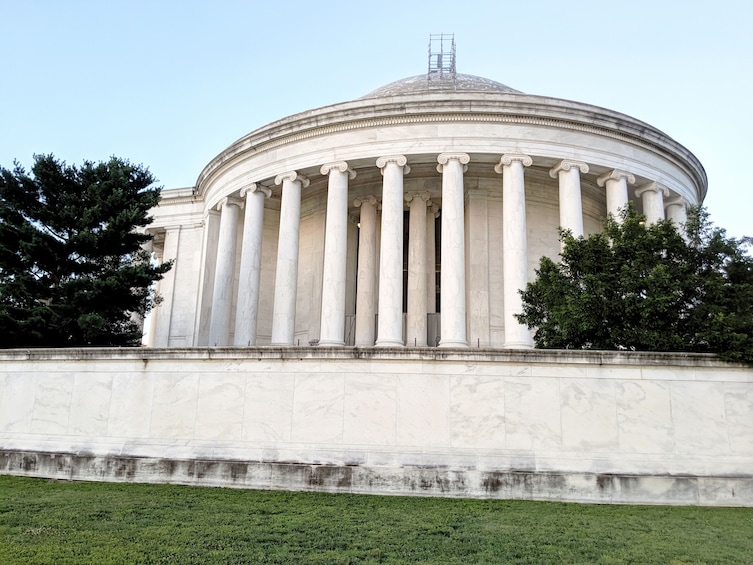 Deluxe Half Day Tour of DC with Reserved US Capitol Entry