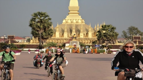 Ganztägiger Radausflug nach Vientiane