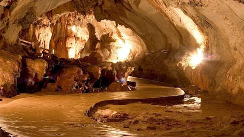 Full-Day Visit Vang Xang & Tham Chang Caves from Vientiane