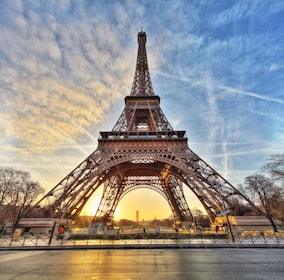 Eiffel Tower Tour: Optional Upgrade to Summit
