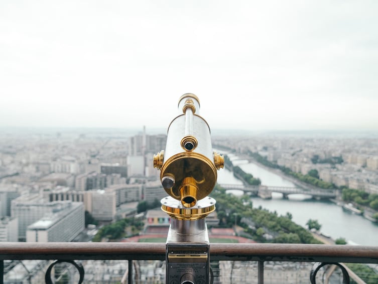 Eiffel Tower Tour by Elevator: Optional Upgrade to Summit