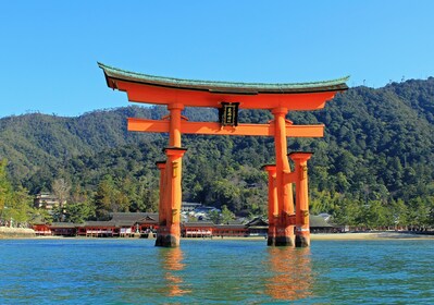 Peaceful Hiroshima & Miyajima UNESCO 1 Day Bus Tour