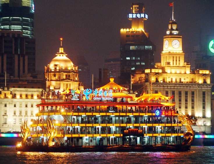Evening Huangpu River Cruise & Bund City Lights Tour