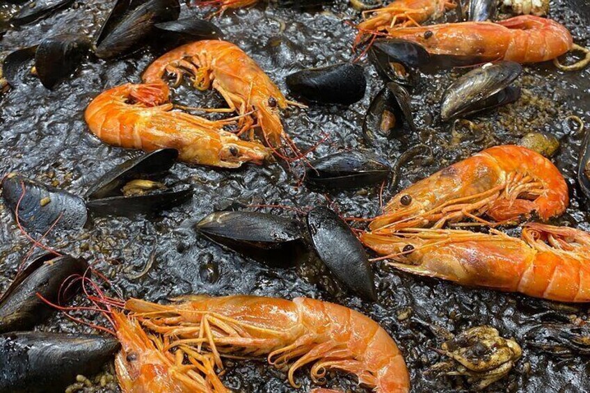 Barcelona Seafood Paella Class & Sangria with a Top Chef