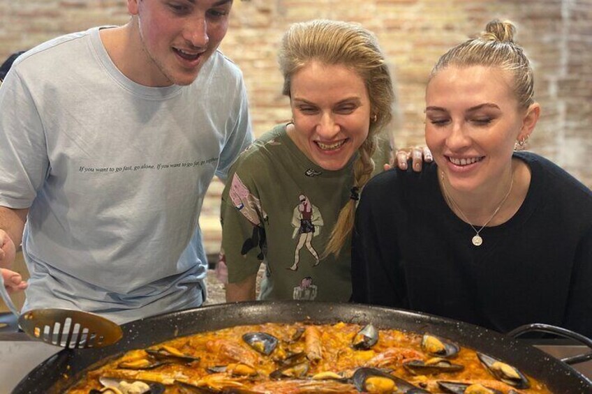 We love what we do here at Paella Barcelona Cooking School!