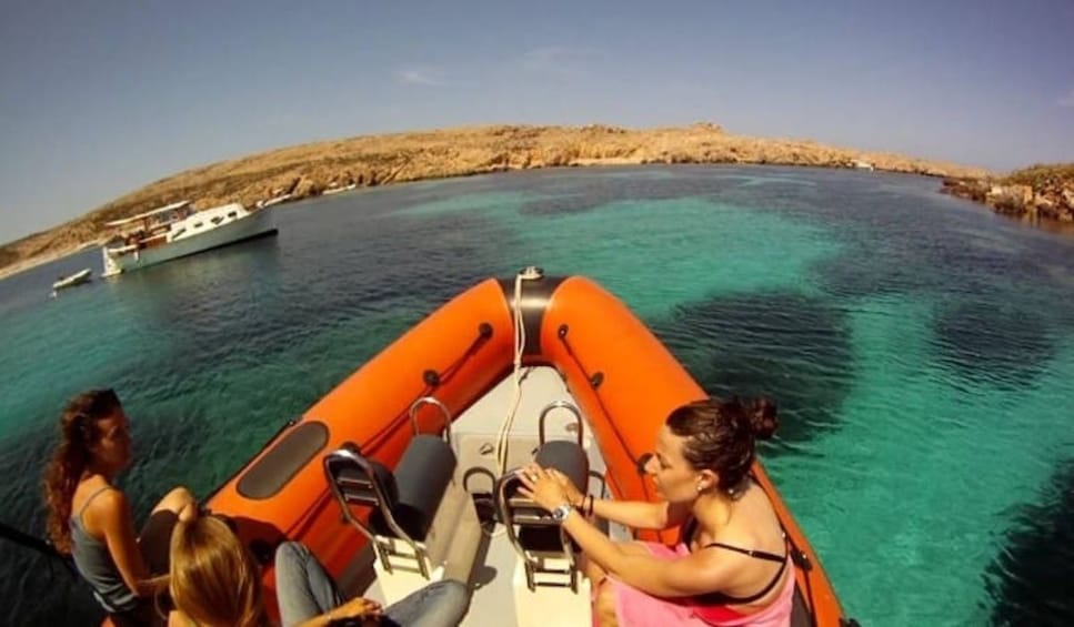 Speedboat and Snorkel in Marine Reserve of Menorca