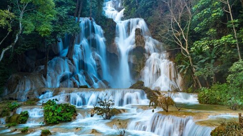 Journée complète d'aventure aux chutes d'eau de Kuang Si