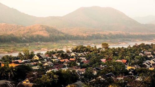 ทัวร์หมู่บ้านชาวเขาหลวงพระบางเต็มวัน