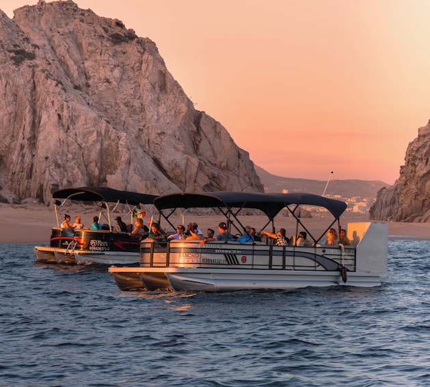 Private Sunset Tour in a Luxury Pontoon 