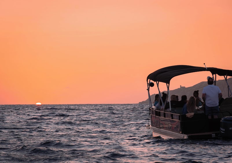 Private Sunset Tour in a Luxury Pontoon 