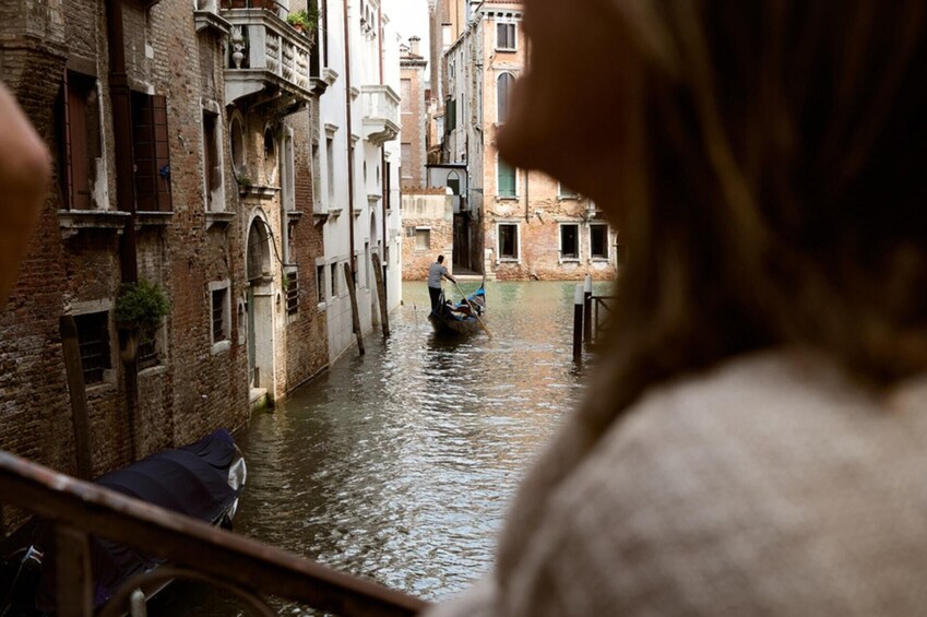 Small Group Venice Walking Tour With Gondola Ride & Typical Spritz