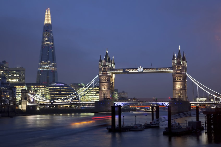 London Festive Big Bus Panoramic Night Tour