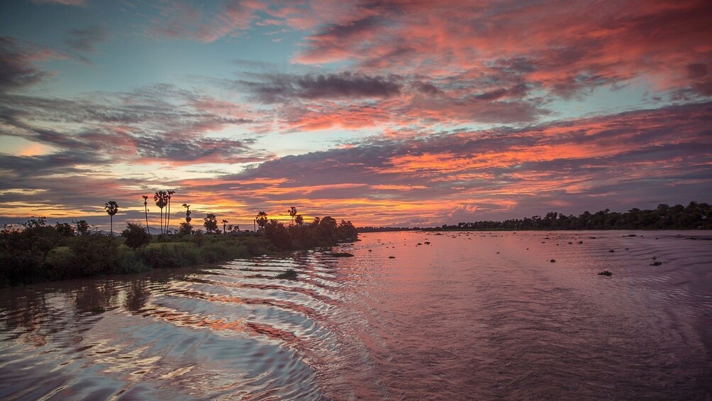 Sunset views of the Mekong River 