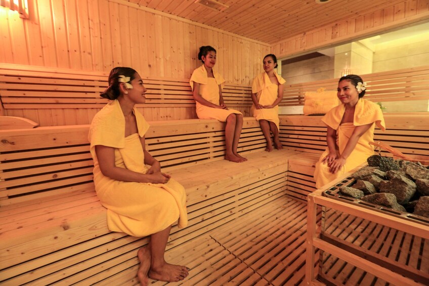 Spa Package 90 minutes in Phnom Penh transfered by tuk tuk