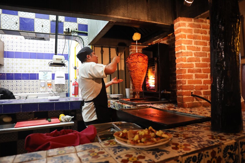 Man preparing food in Cancun