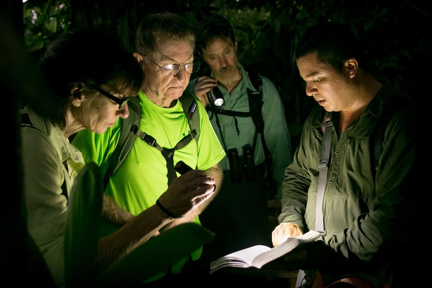 Group exploring at Espadilla Hotel Nature Reserve 