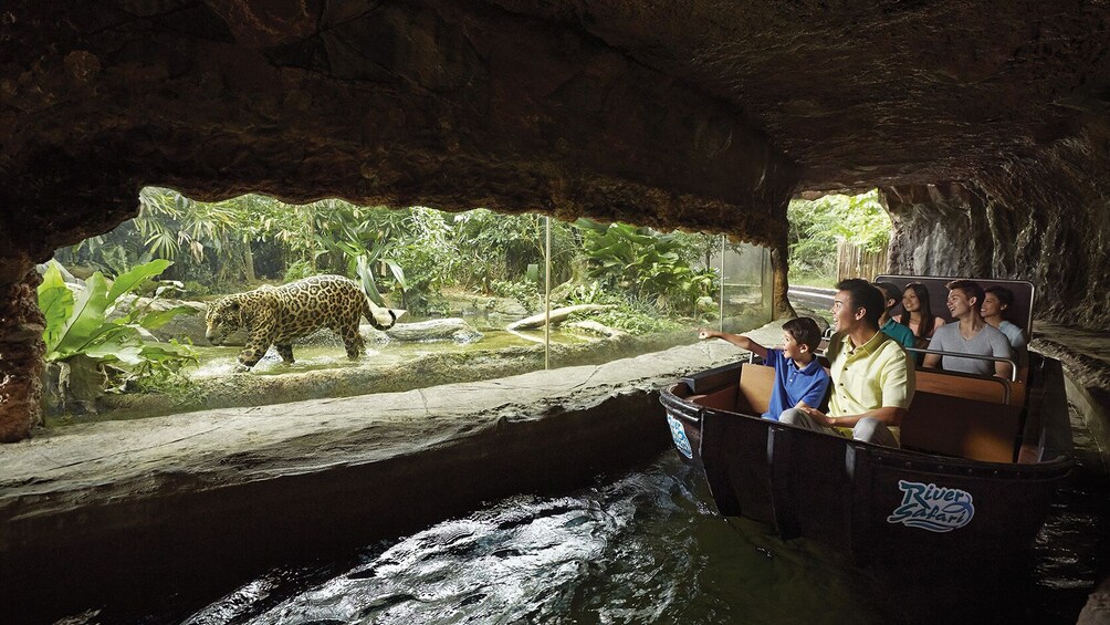 Singapore River Safari Admission Ticket with 2 Boat Rides
