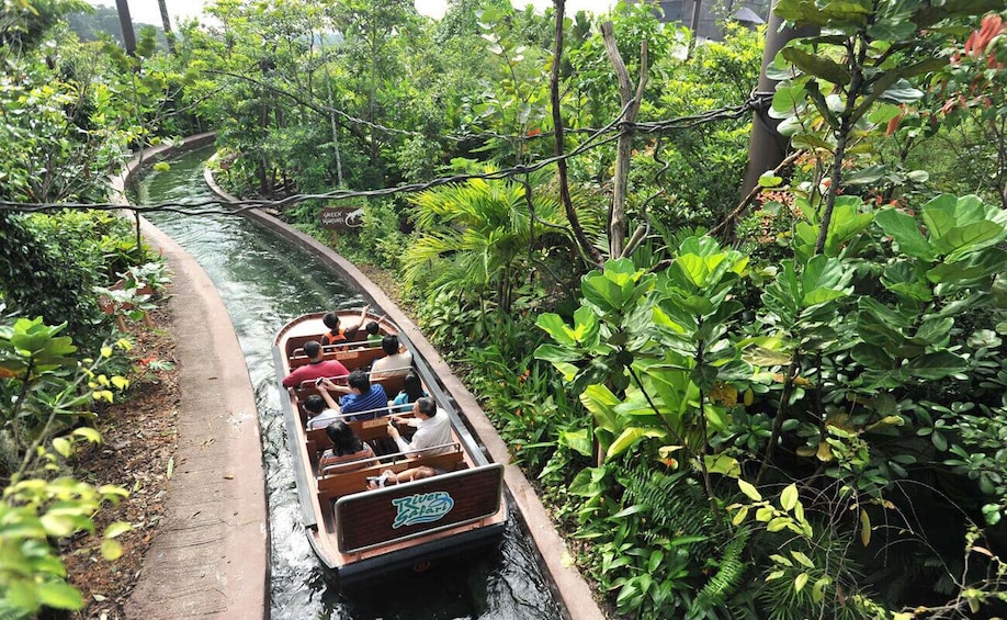 Singapore River Safari Admission Ticket with 2 Boat Rides