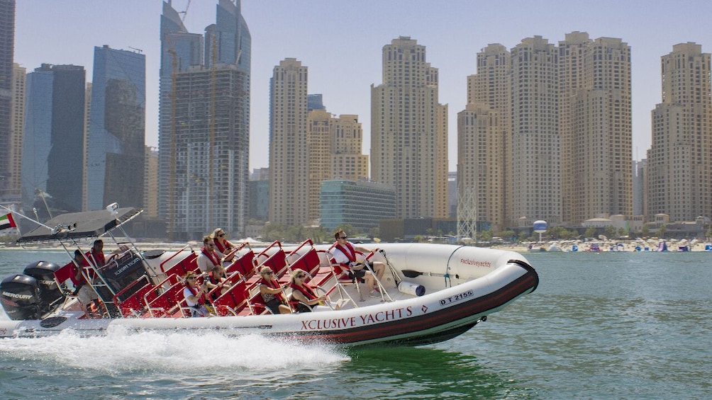 90-Minute Speedboat Tour: Dubai Marina, Atlantis, The Palm & Burj Al Arab