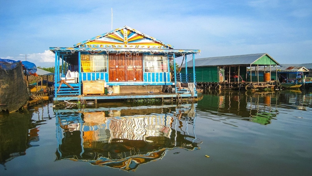 Floating village in Kompong Luong