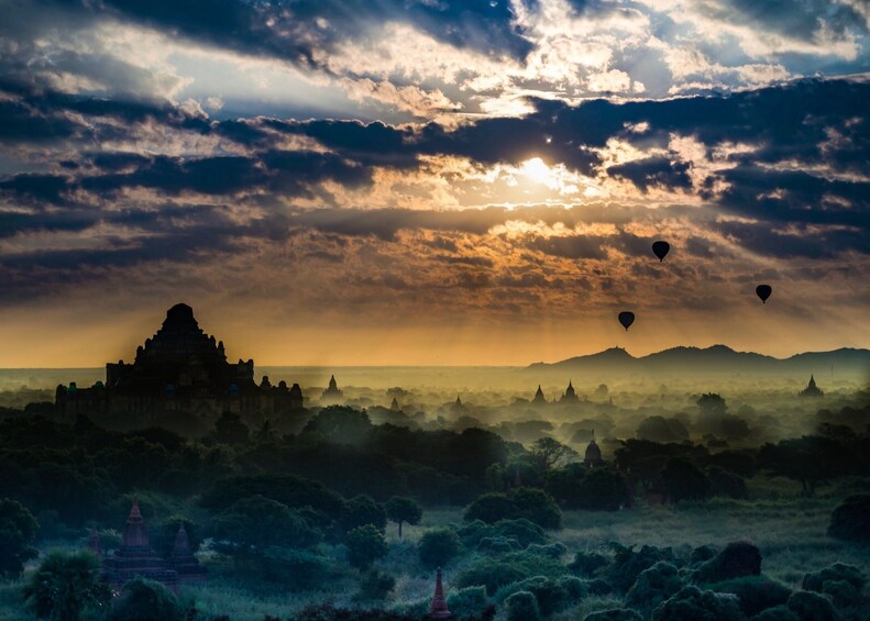 Bagan Half Day to Tant Kyi Taung Adventure Trip