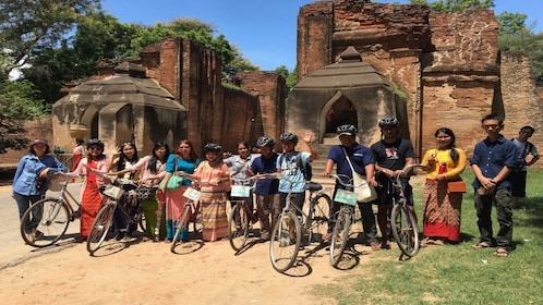 Recorrido en bicicleta por los pueblos de Bagan