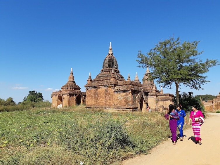 Bagan Local Colours Half-Day Tour