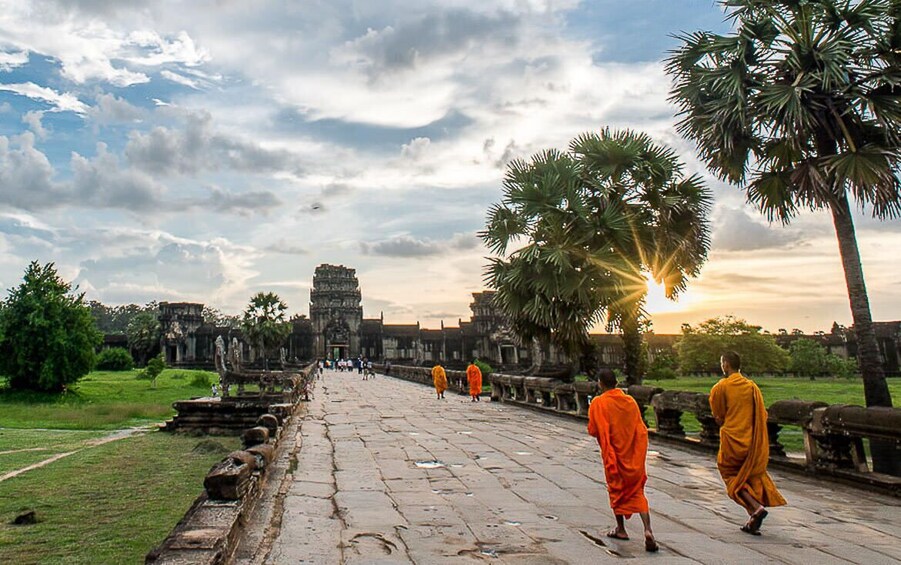 Angkor Complex Full Day Tour in Siem Reap