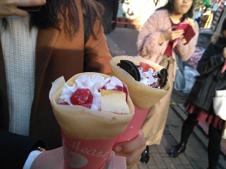 Two ice cream desserts in Kawaii