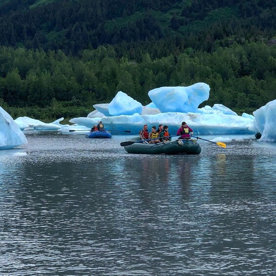 Groups rafting by icebergs at Spencer Glacier