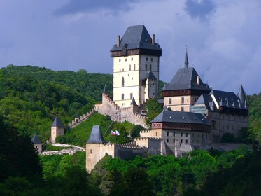 Small-Group Karlstejn Castle and Koneprusy Caves Tour