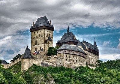 Small-Group Karlstejn Castle and Koneprusy Caves Tour