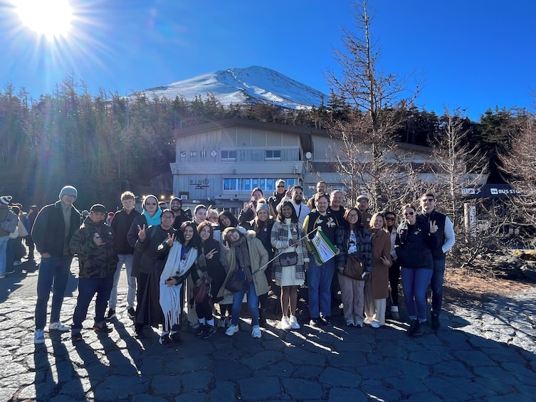 Mt Fuji and Hakone 1-Day Tour Return by Bus